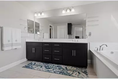 2012 Van Ruiten Drive, Lodi, CA 95242 - Photo 33