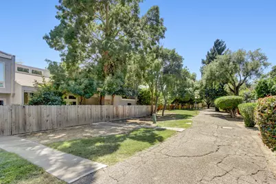 3215 Bermuda Avenue #7, Davis, CA 95616 - Photo 35