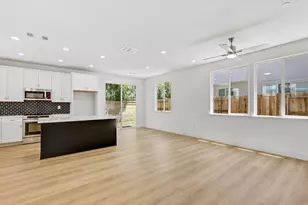 407 Caravaggio Cir, Sacramento, CA 95835 - Photo 5