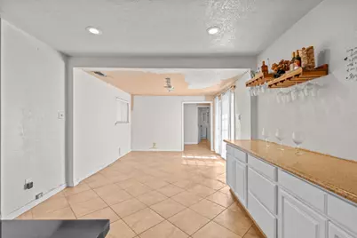5081 Warwick Avenue, Sacramento, CA 95820 - Photo 1
