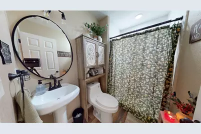 1744 Hyde Park Lane, Manteca, CA 95336 - Photo 21
