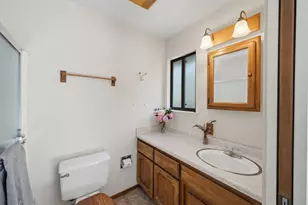 2015 E Mokelumne Dr, Arnold, CA 95223 - Photo 15