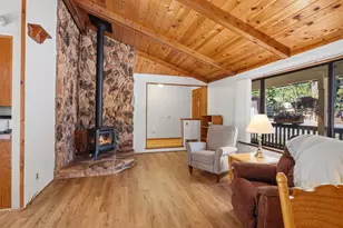 2015 E Mokelumne Dr, Arnold, CA 95223 - Photo 9