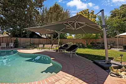6685 Arboga Way, Sacramento, CA 95831 - Photo 31