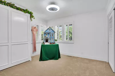 6685 Arboga Way, Sacramento, CA 95831 - Photo 11