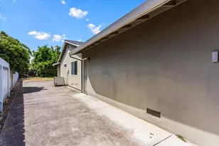 2810 Bogdan Ct, Sacramento, CA 95827 - Photo 53