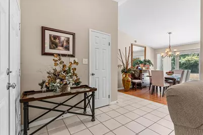 2810 Bogdan Court, Sacramento, CA 95827 - Photo 15