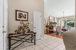 2810 Bogdan Ct, Sacramento, CA 95827 - Photo 15