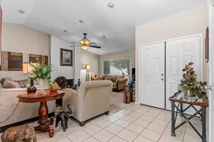 2810 Bogdan Ct, Sacramento, CA 95827 - Photo 9
