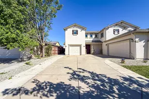 1677 Brookglen Dr, Olivehurst, CA 95961 - Photo 3