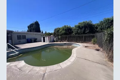 1217 Woodman Way, Modesto, CA 95350 - Photo 59