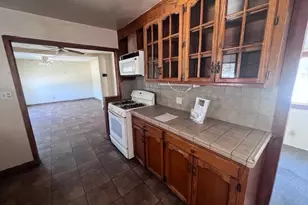 1217 Woodman Way, Modesto, CA 95350 - Photo 33