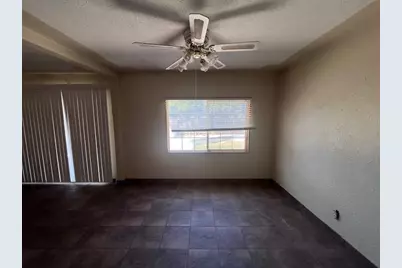 1217 Woodman Way, Modesto, CA 95350 - Photo 41