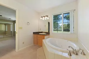 11220 N Golfview Rd, Lodi, CA 95240 - Photo 29