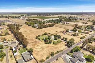 11220 N Golfview Rd, Lodi, CA 95240 - Photo 61