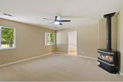 11220 N Golfview Road, Lodi, CA 95240 - Photo 25