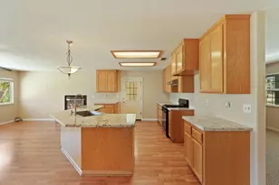 11220 N Golfview Rd, Lodi, CA 95240 - Photo 13