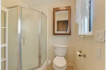 10675 E Peltier Road, Acampo, CA 95220 - Photo 29
