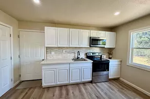 1916 Scenic Dr, Modesto, CA 95355 - Photo 7