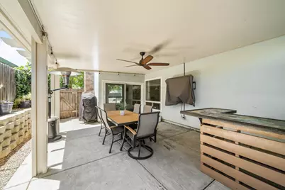 7040 Ellsworth Circle, Fair Oaks, CA 95628 - Photo 29