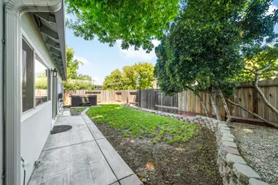 7040 Ellsworth Circle, Fair Oaks, CA 95628 - Photo 31