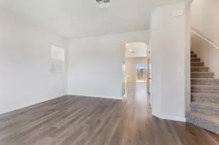 8167 Weeping Willow Ln, Sacramento, CA 95828 - Photo 1