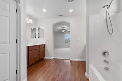 8167 Weeping Willow Lane, Sacramento, CA 95828 - Photo 19