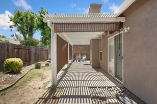 117 Sterling Oak Dr, Galt, CA 95632 - Photo 37