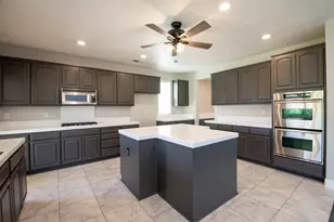 721 Gibralter Ln, Newman, CA 95360 - Photo 11