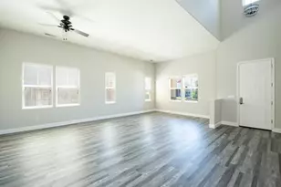 721 Gibralter Ln, Newman, CA 95360 - Photo 5