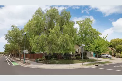 419 Danbury Place, Lathrop, CA 95330 - Photo 5