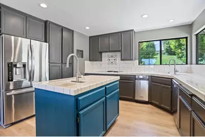 7071 W Saint Andrews Lane, Tracy, CA 95377 - Photo 23