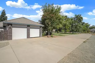 3106 E Calimyrna Rd, Acampo, CA 95220 - Photo 35
