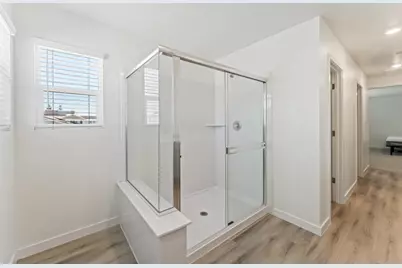 8833 Stratham Way, Elk Grove, CA 95758 - Photo 3