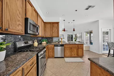 8936 Sheldon Creek Drive, Elk Grove, CA 95624 - Photo 9