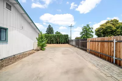 300 Withington Avenue, Rio Linda, CA 95673 - Photo 3