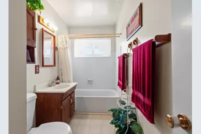 4242 Cortright Way, North Highlands, CA 95660 - Photo 7