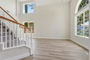 2700 Screech Owl Way, Sacramento, CA 95834 - Photo 21