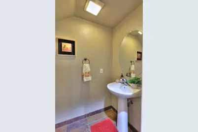 6801 Varni Way, Hughson, CA 95326 - Photo 31