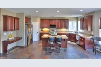 6801 Varni Way, Hughson, CA 95326 - Photo 17