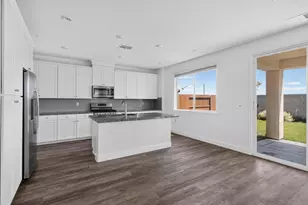 1025 Sierra Morena Wy, Roseville, CA 95747 - Photo 15