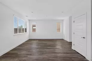 1025 Sierra Morena Wy, Roseville, CA 95747 - Photo 11