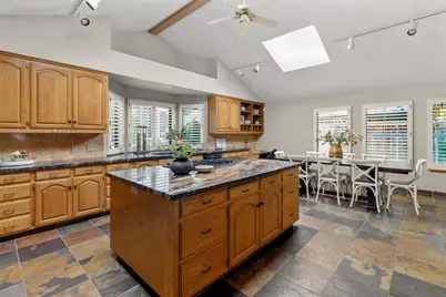 2809 Londonderry Court, Modesto, CA 95350 - Photo 7