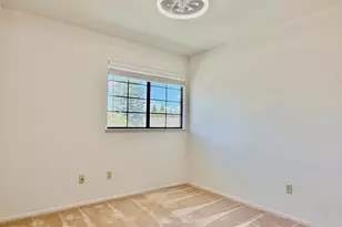 102 Davis Ct, Roseville, CA 95678 - Photo 15