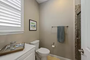 3041 Village Center Dr, Roseville, CA 95747 - Photo 29