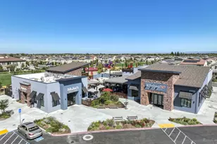 3041 Village Center Dr, Roseville, CA 95747 - Photo 5