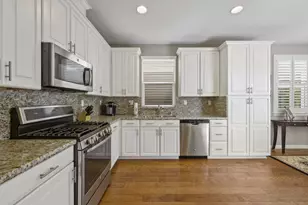 3041 Village Center Dr, Roseville, CA 95747 - Photo 13