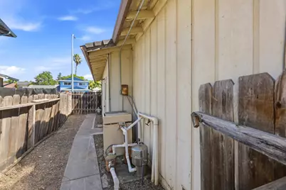 2322 Chapel Hill Circle, Stockton, CA 95209 - Photo 33