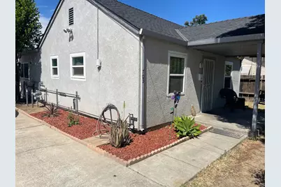 703 Flower Street, Turlock, CA 95380 - Photo 1