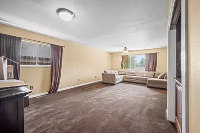 6929 Lisa Marie Way, Carmichael, CA 95608 - Photo 19